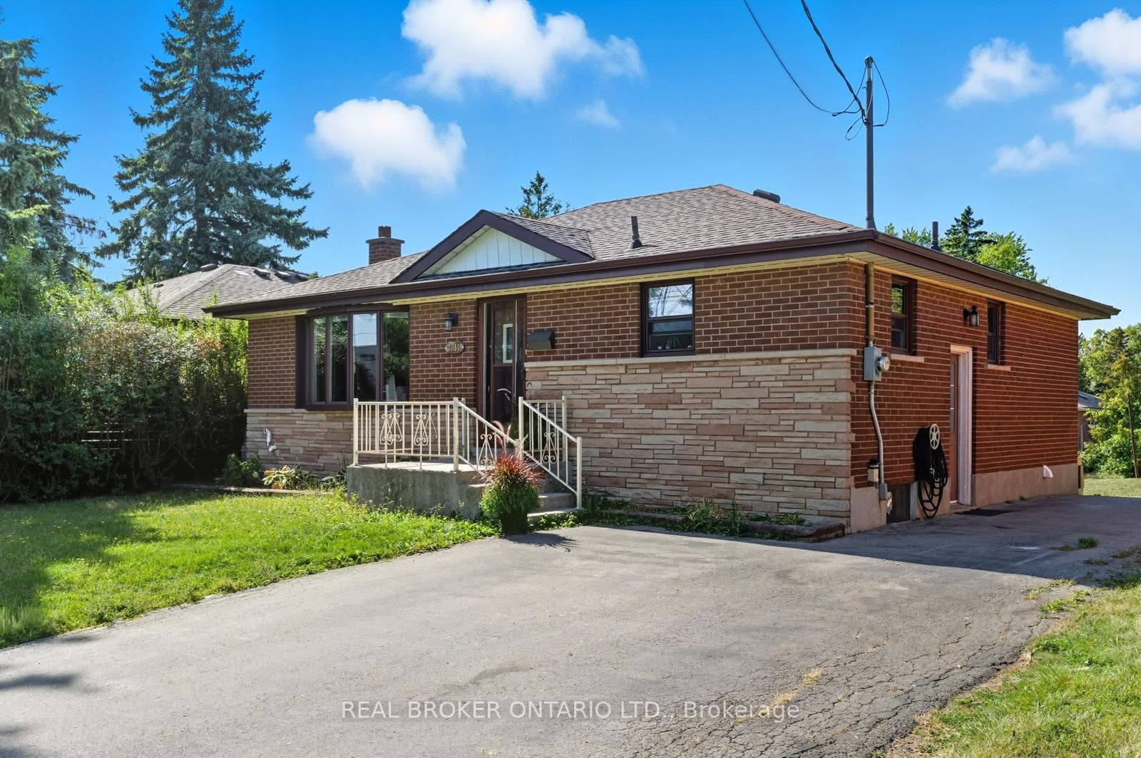1314 Fisher Avenue, Burlington, ON L7P 2L6 - Photo 1