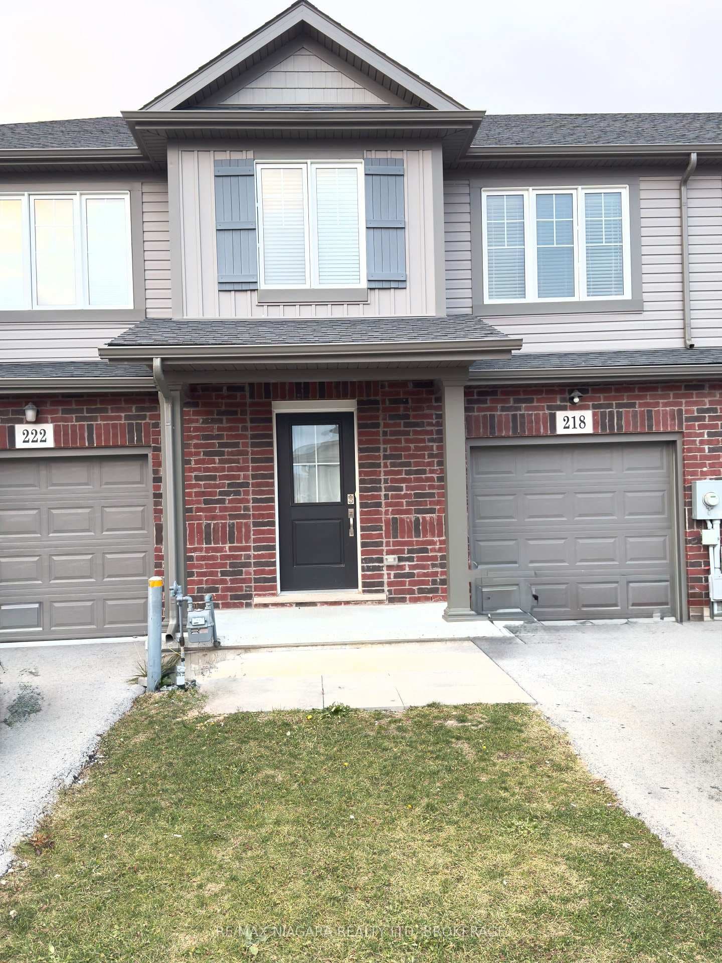 218 Heron Street, Welland, ON L3C 0G7 - Photo 1