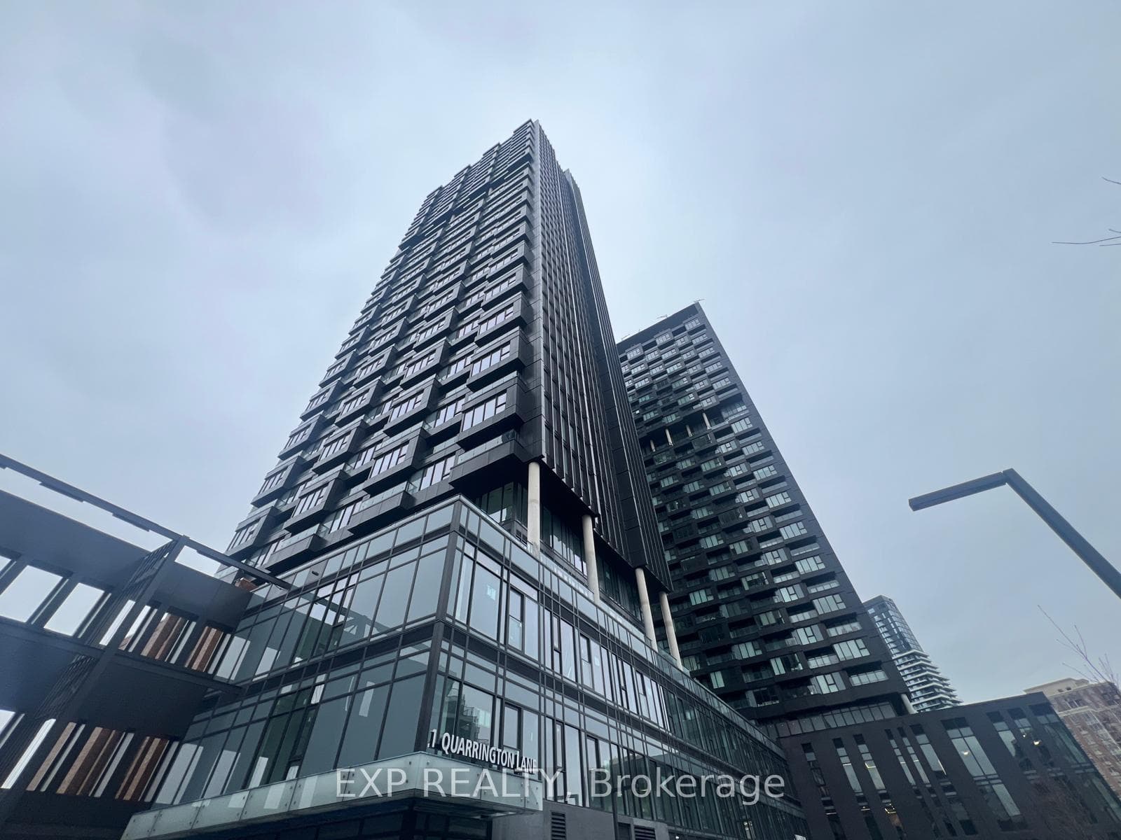 1 Quarrington Lane Unit 1009, Don Mills / Parkwoods / Victoria Village, ON M3C 0S4 - Photo 1