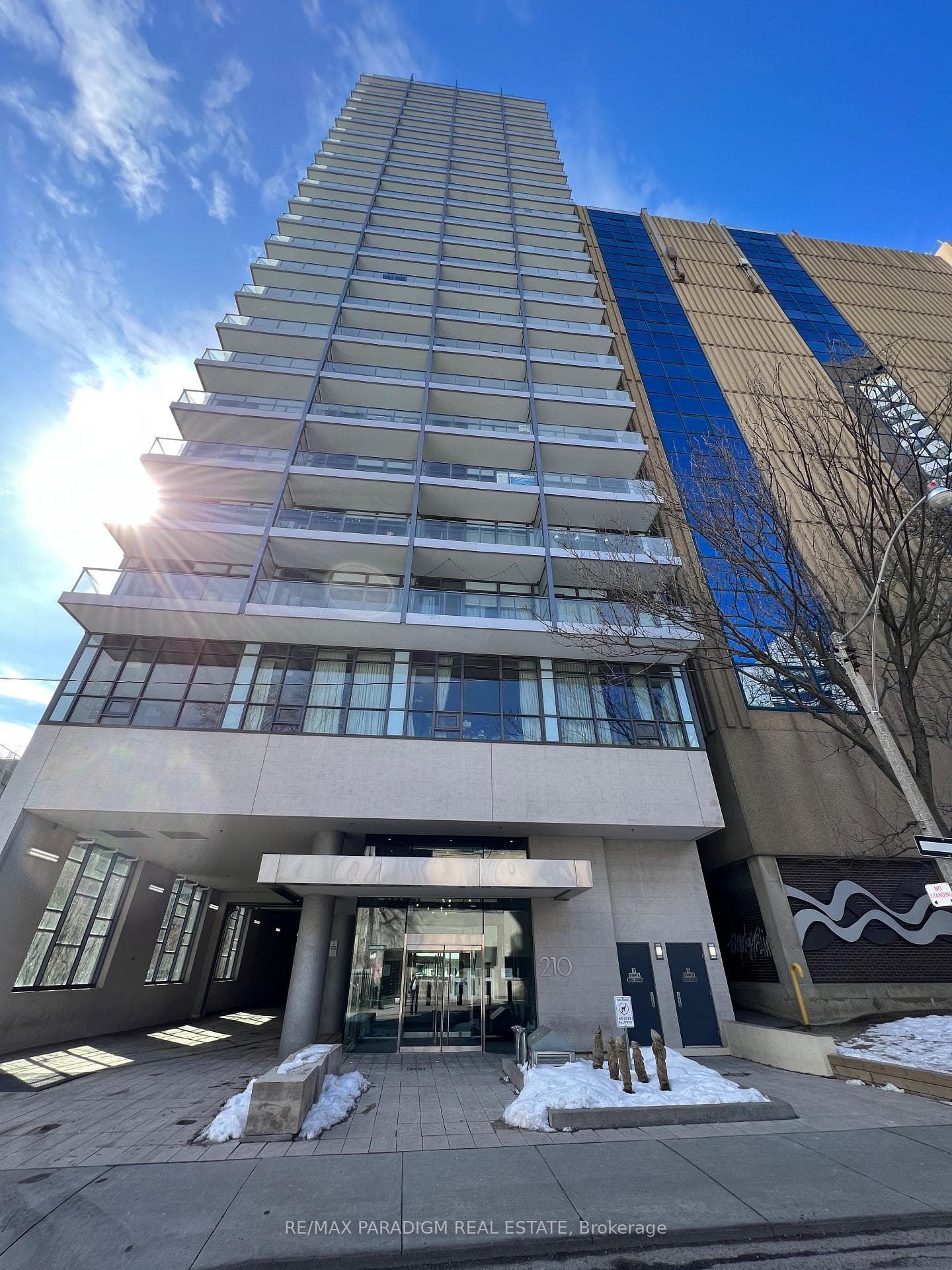 210 Simcoe Street Unit 2101, Toronto C01