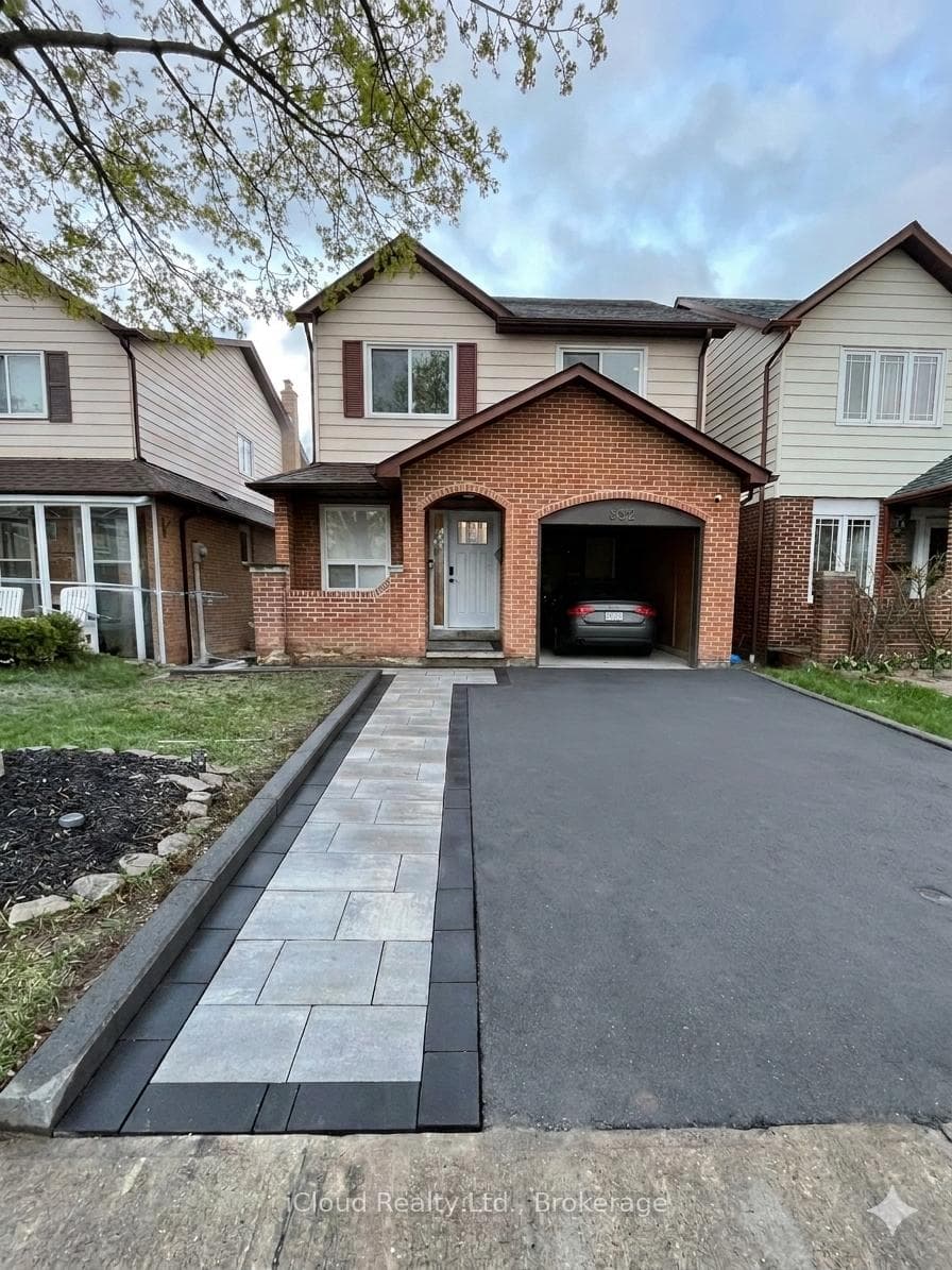 852 Thistle Down Court, Mississauga, ON L5C 3K6 - Photo 1