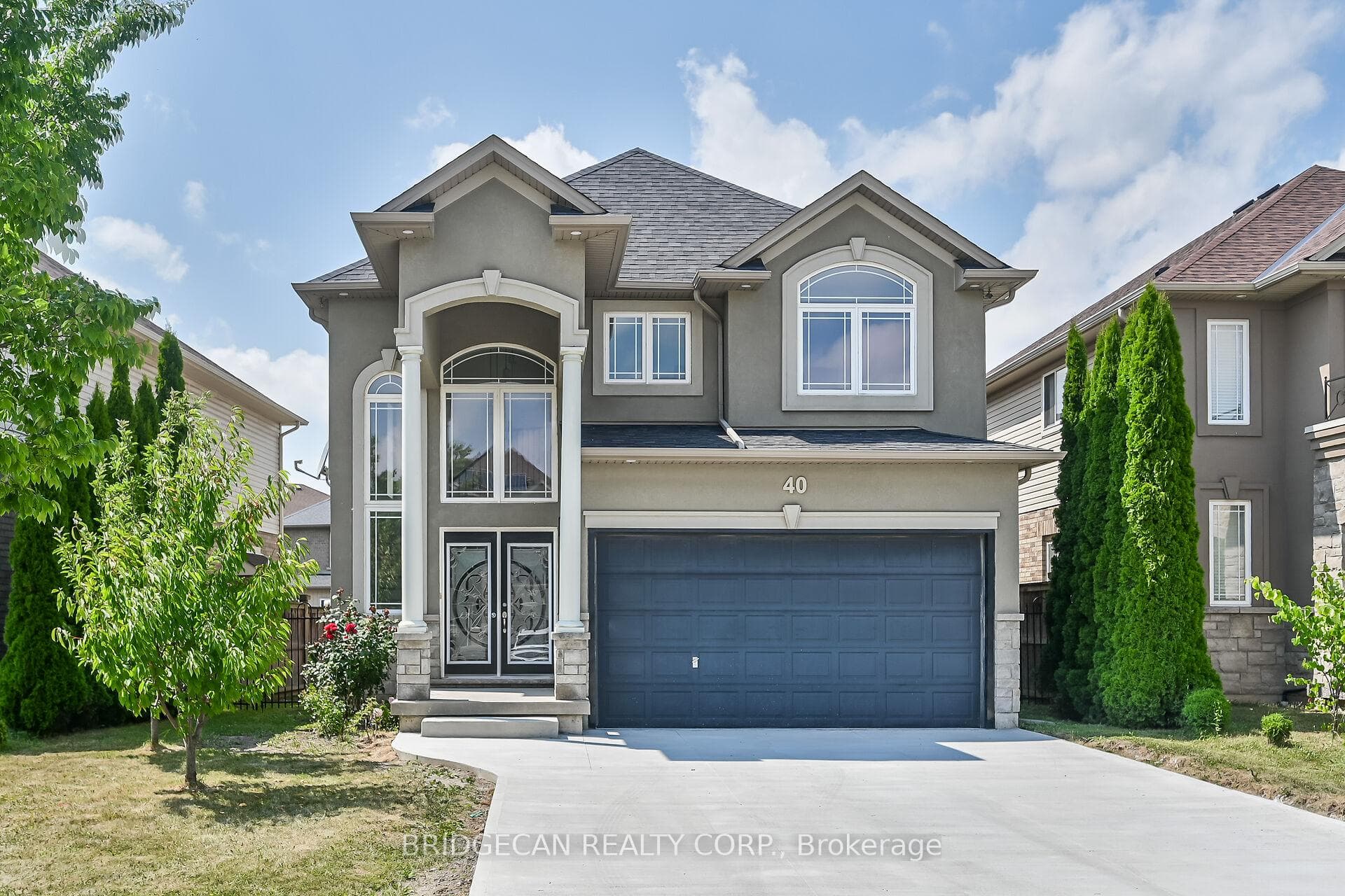 40 Davinci Boulevard, Hamilton, ON L9B 0C5 - Photo 1