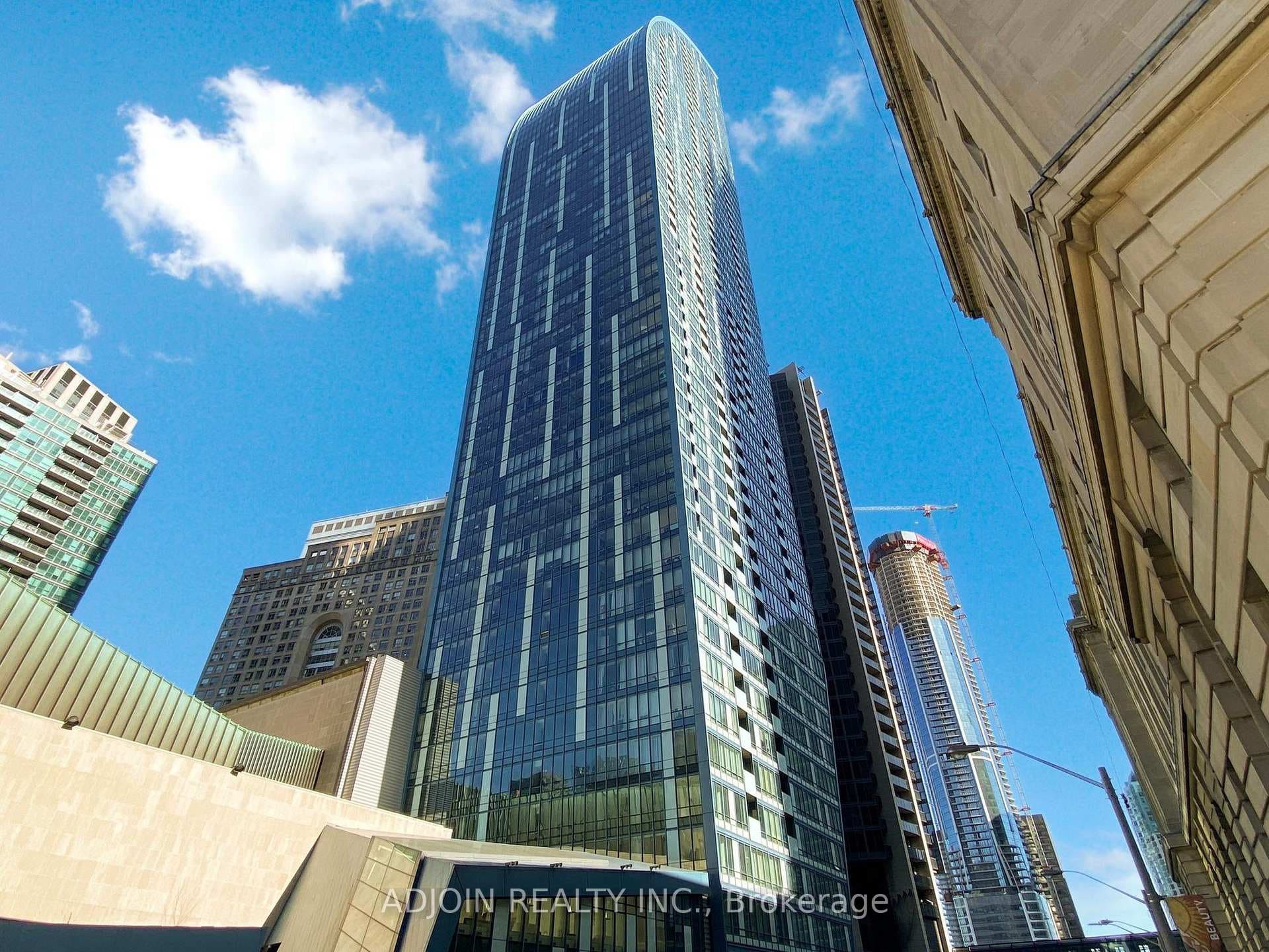 8 THE ESPLANADE N/A Unit 5303, Regent Park / Cabbagetown / St. James Town, ON M5E 0A6 - Photo 1