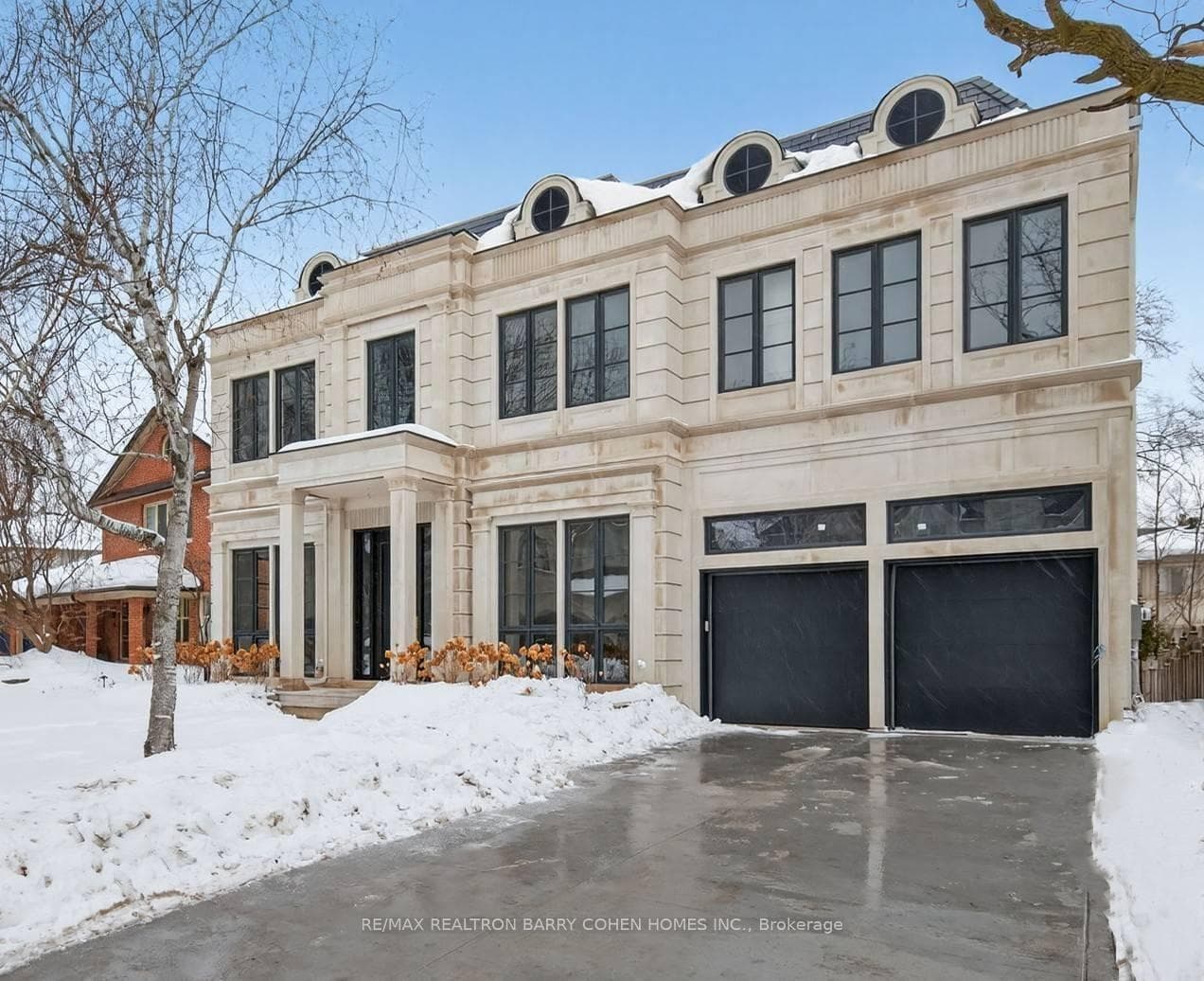 106 Yorkminster Road, Bridle Path / York Mills / Hoggs Hollow, ON M2P 1M6 - Photo 1