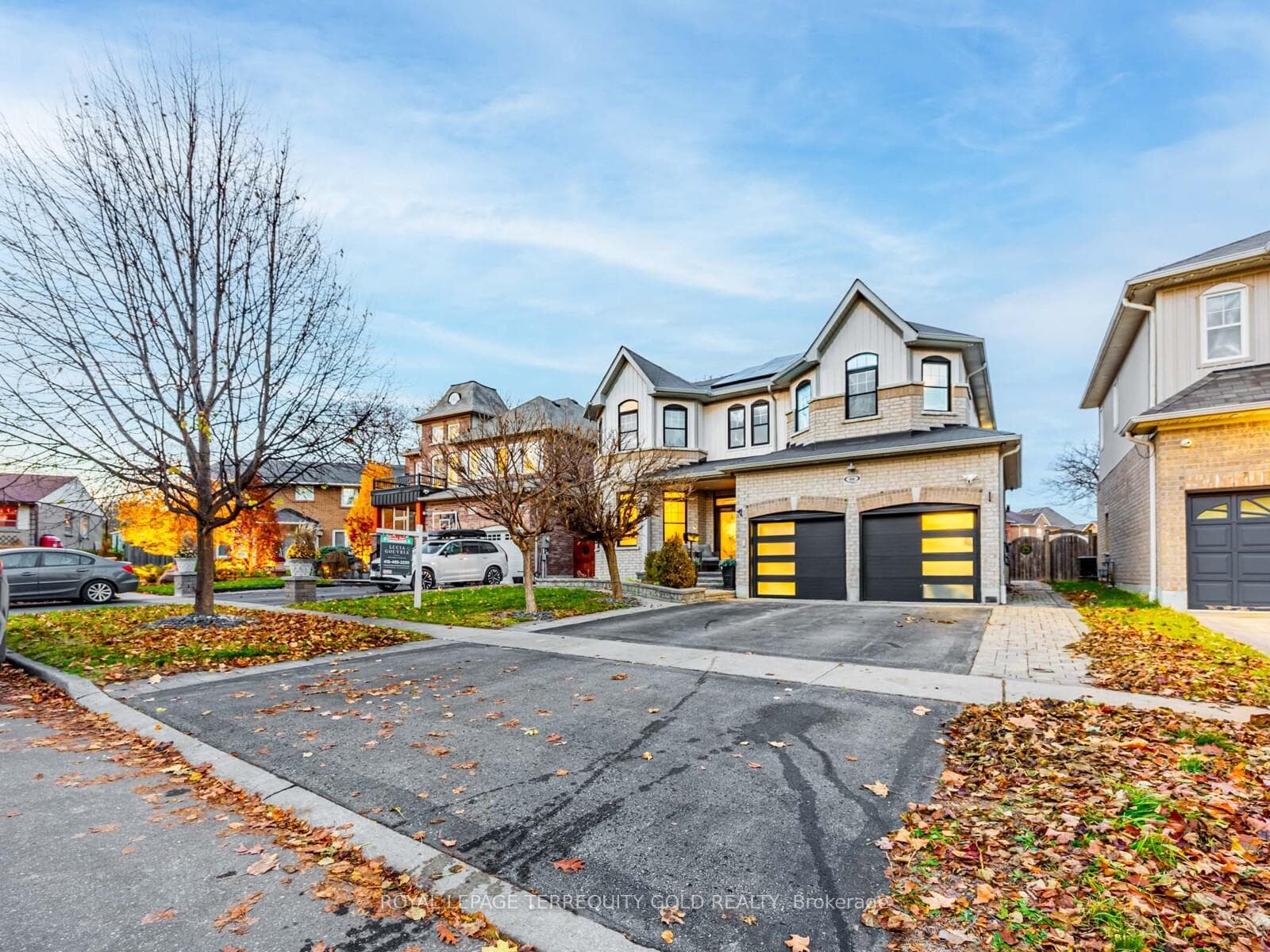 66 Rideout Street Unit Upper, Ajax, ON L1S 1P8 - Photo 1