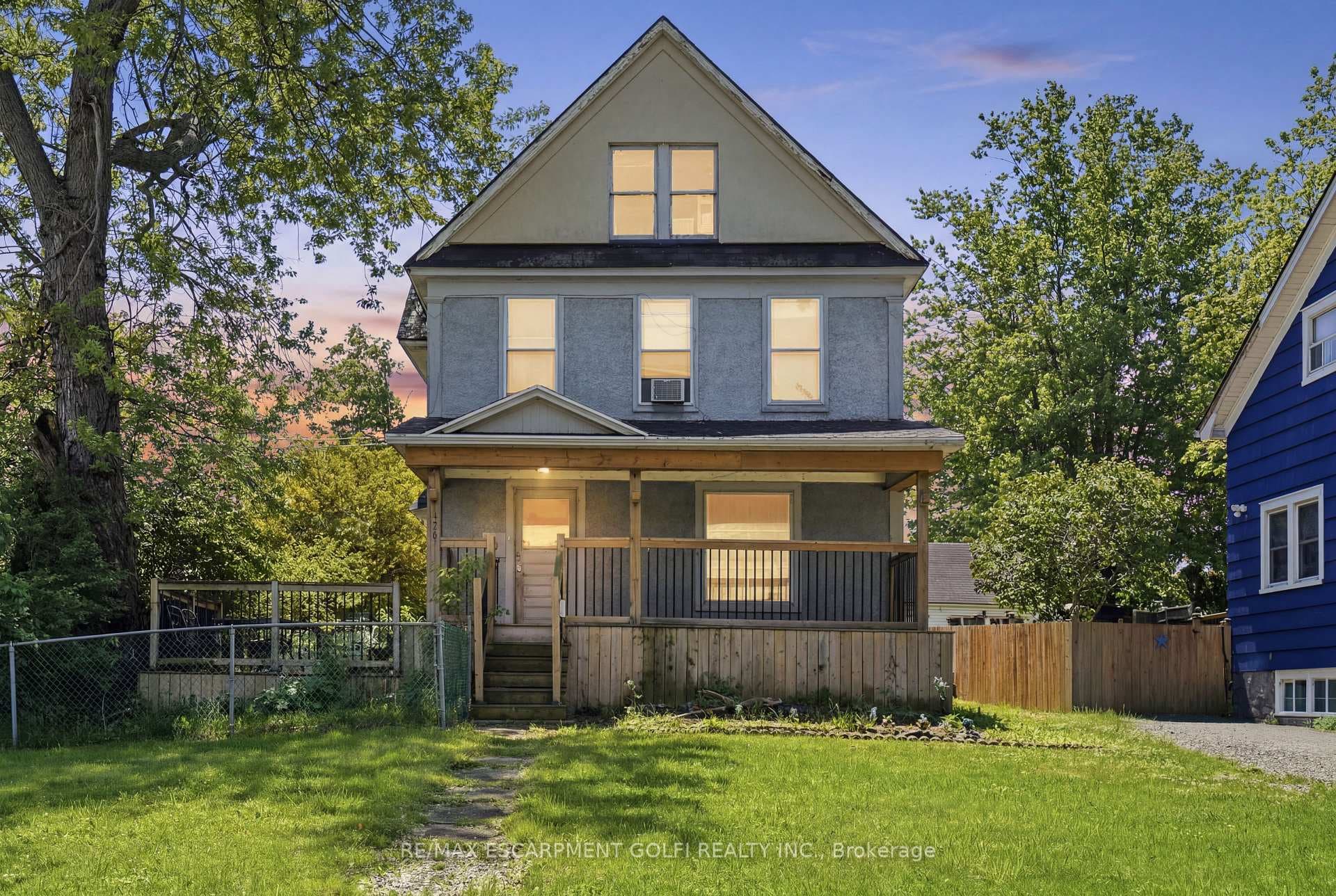 176 Bertie Street, Fort Erie, ON L2A 1Z1 - Photo 1