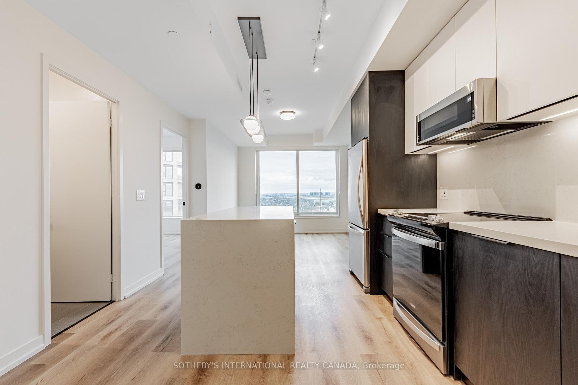 5 York Garden Way Unit 505, York / Weston, ON M6A 2V1 - Photo 1