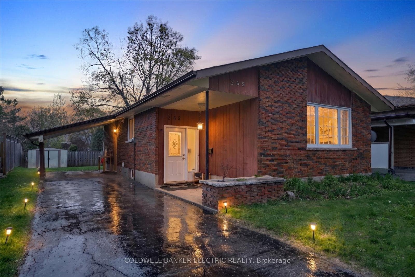 265 Sunset Boulevard, Peterborough