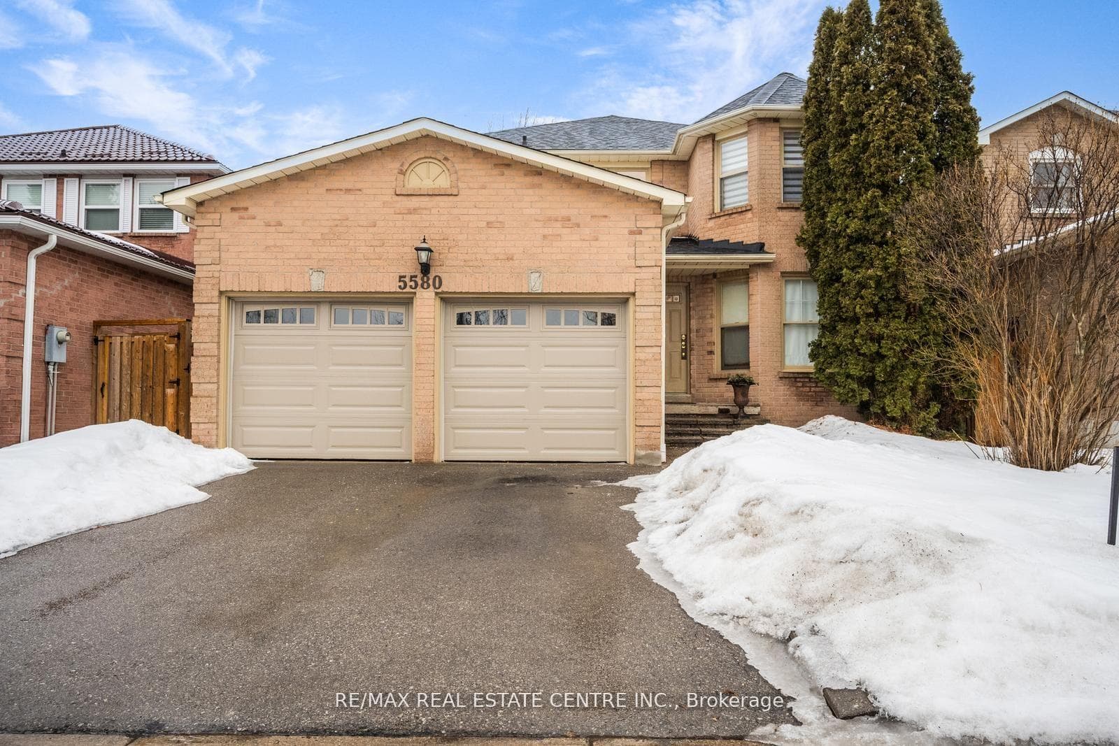 5580 Millbrook Lane, Mississauga, ON L5M 3X9 - Photo 1