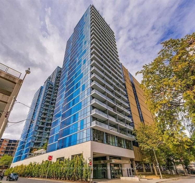 210 Simcoe Street Unit 1912, Downtown Toronto / Waterfront, ON M5T 0A9 - Photo 1