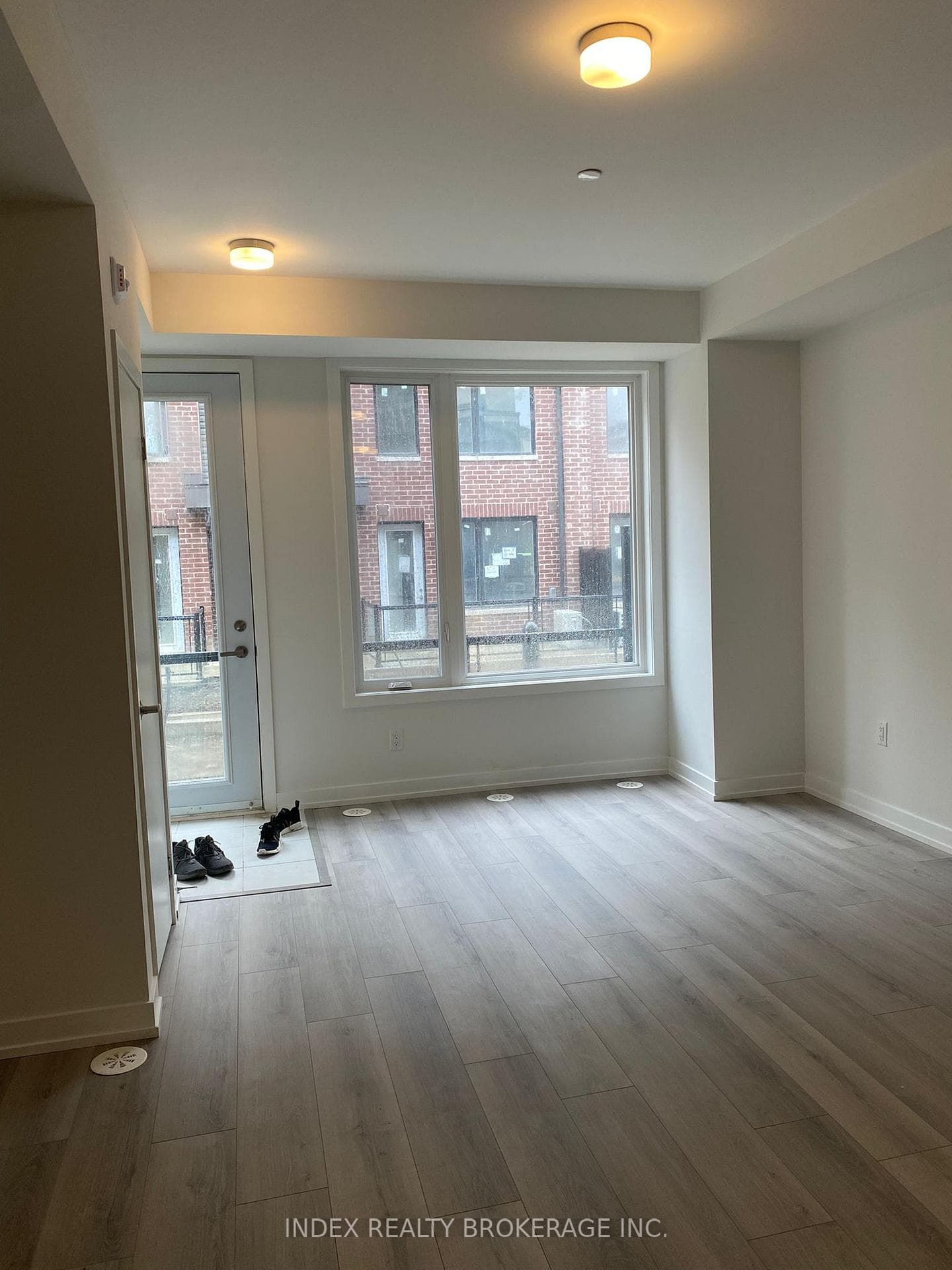 3562 Conolial Drive Unit 202, Mississauga