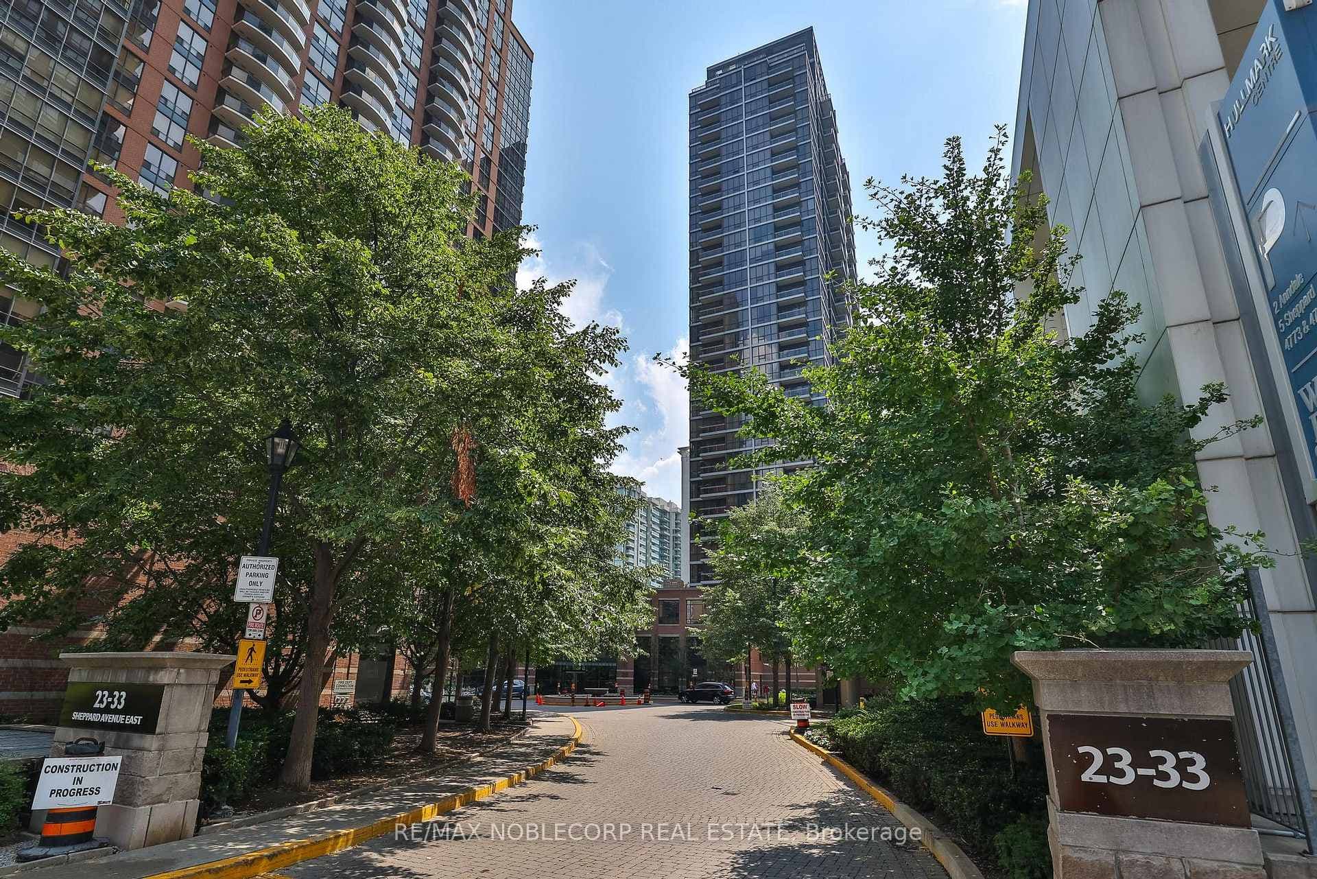 33 Sheppard Avenue Unit 2109, Willowdale / Newtonbrook, ON M2N 7K1 - Photo 1