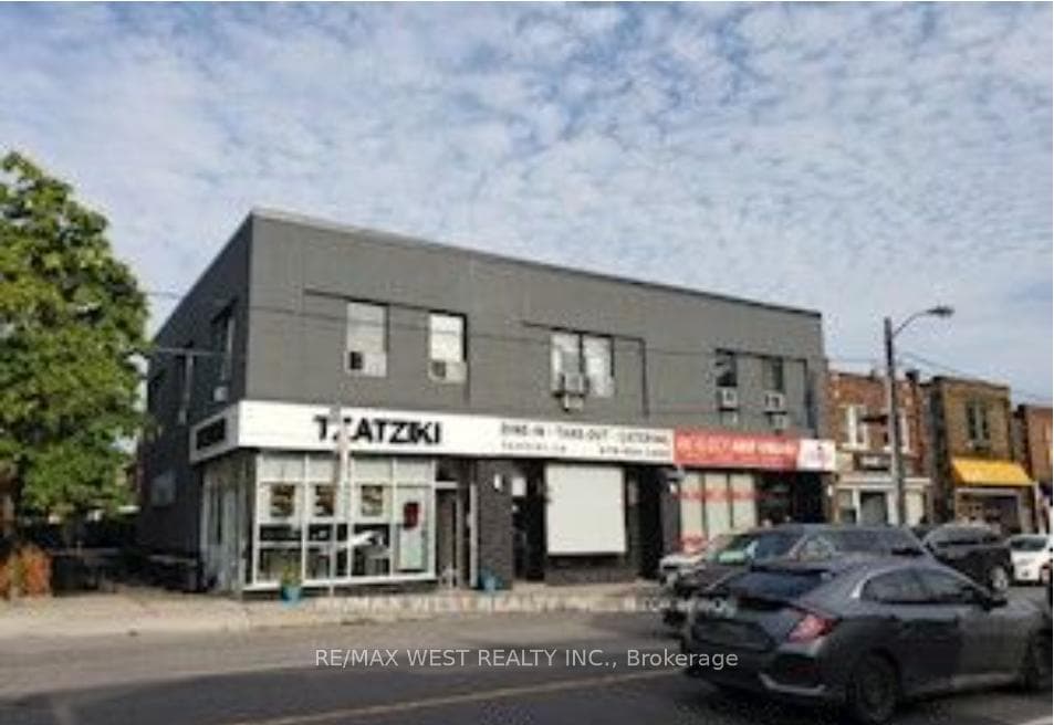 425 Jane Street Unit 11, Bloor West Village / Swansea, ON M6S 3Z7 - Photo 1