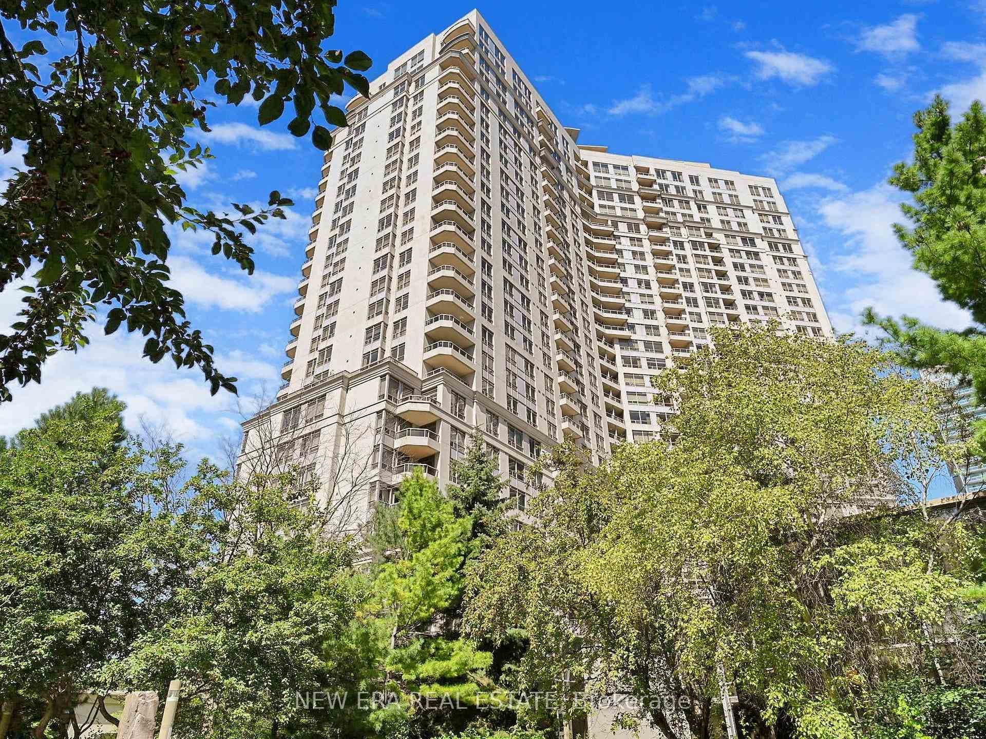 3888 Duke Of York Boulevard Unit 923, Mississauga, ON L5B 4P5 - Photo 1