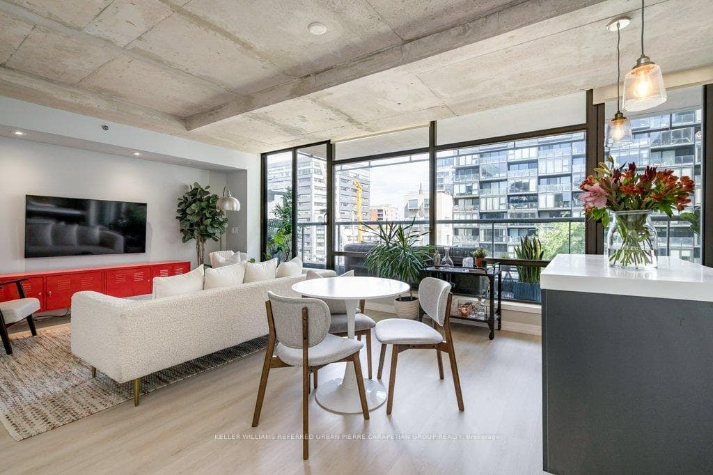 55 Stewart Street Unit 712, Toronto C01