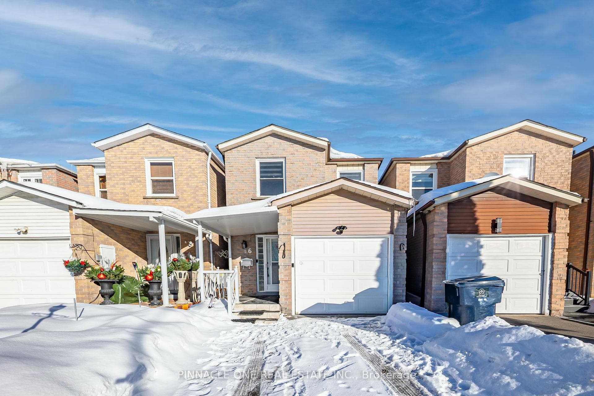 6 Mansewood Gardens, Rouge / Port Union / Malvern, ON M1E 5A6 - Photo 1