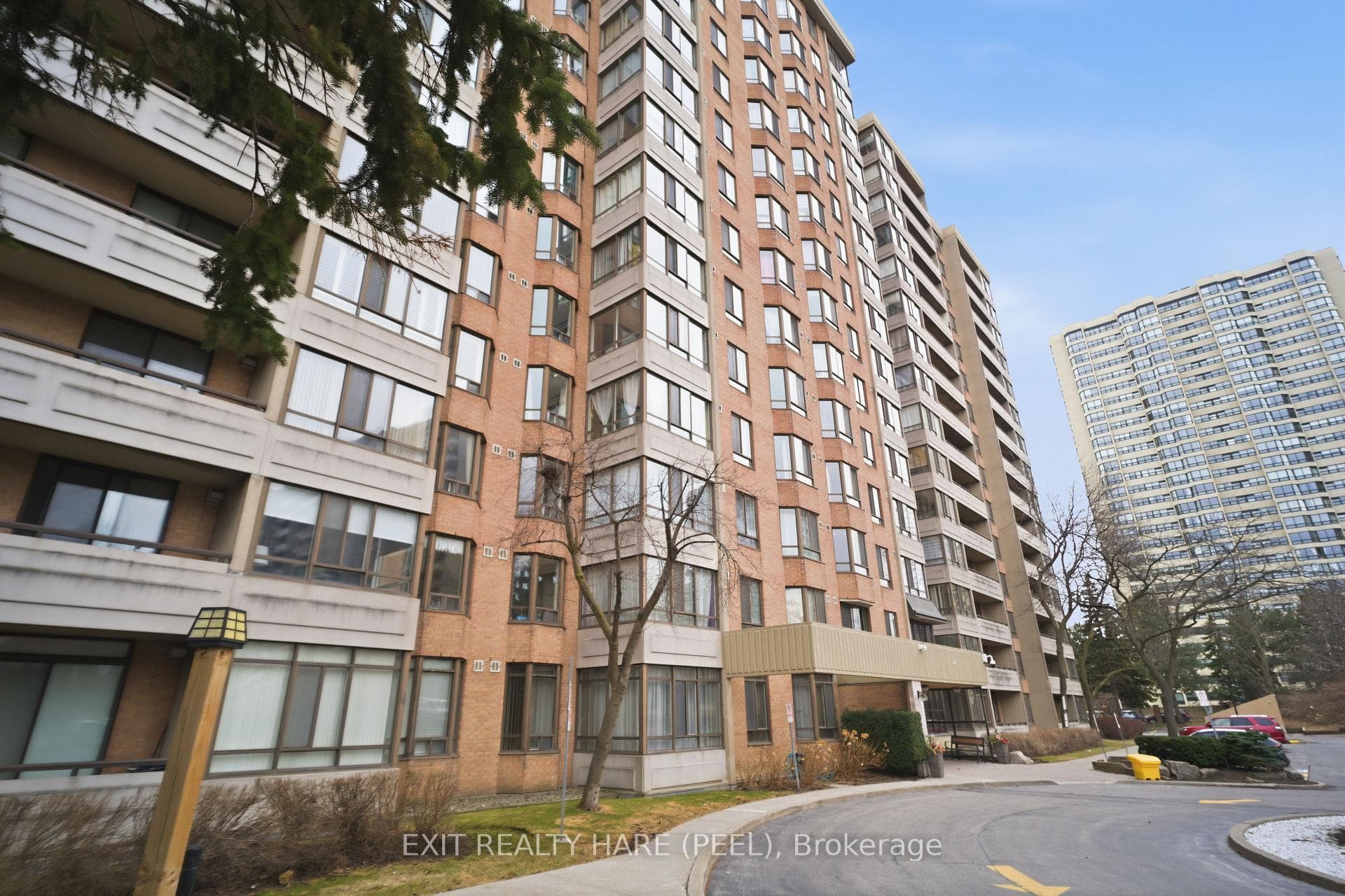 5 Lisa Street Unit 407, Brampton, ON L6T 4T4 - Photo 1