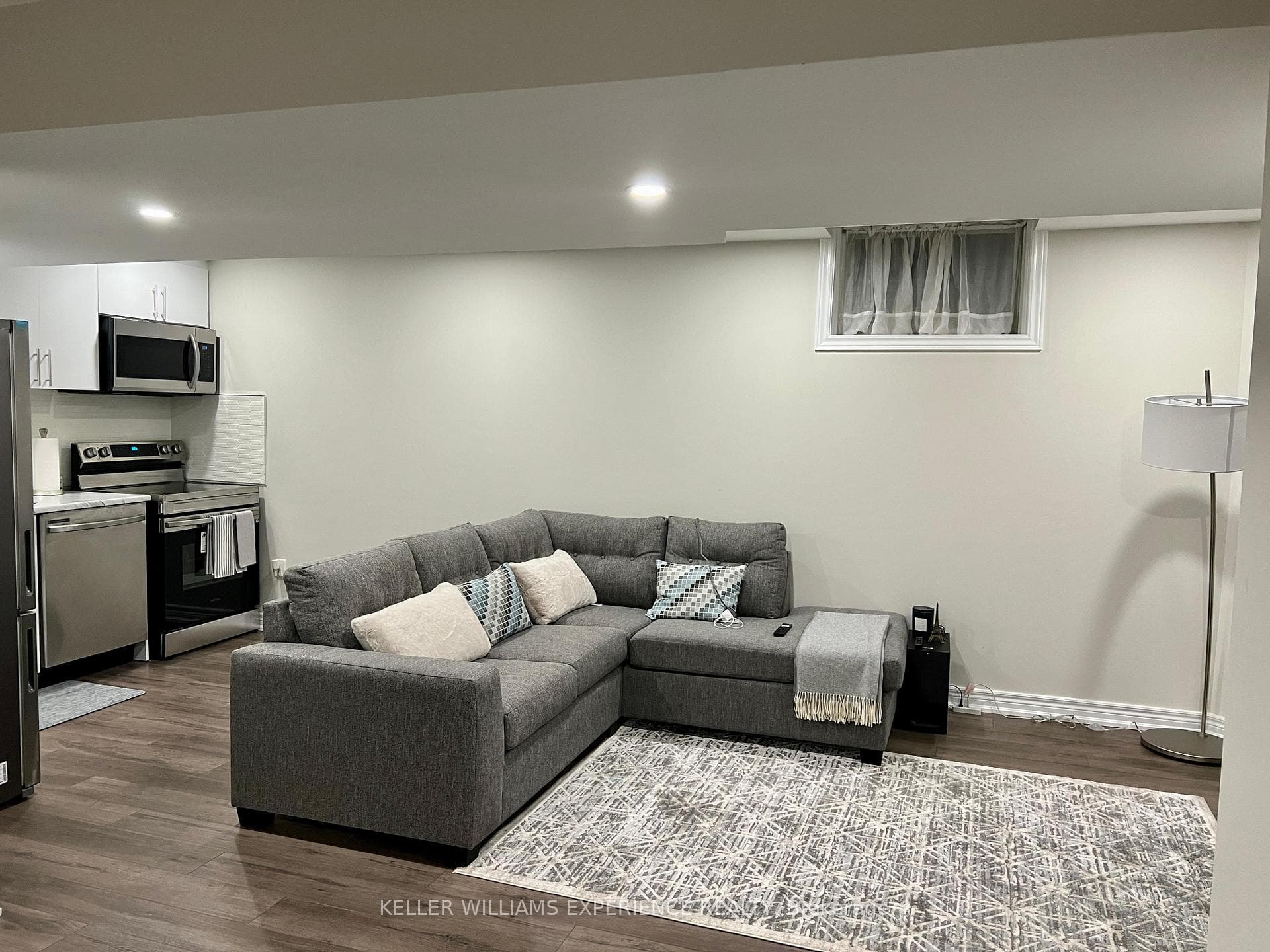 8 Grace Crescent Unit Basement, Barrie