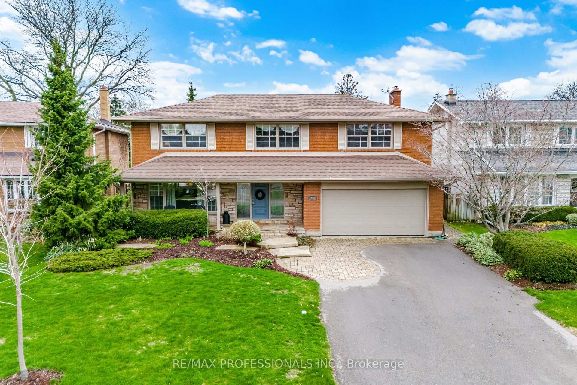 16 Cherry Post Crescent, Etobicoke (Islington / Rexdale), ON M9C 2K1 - Photo 1