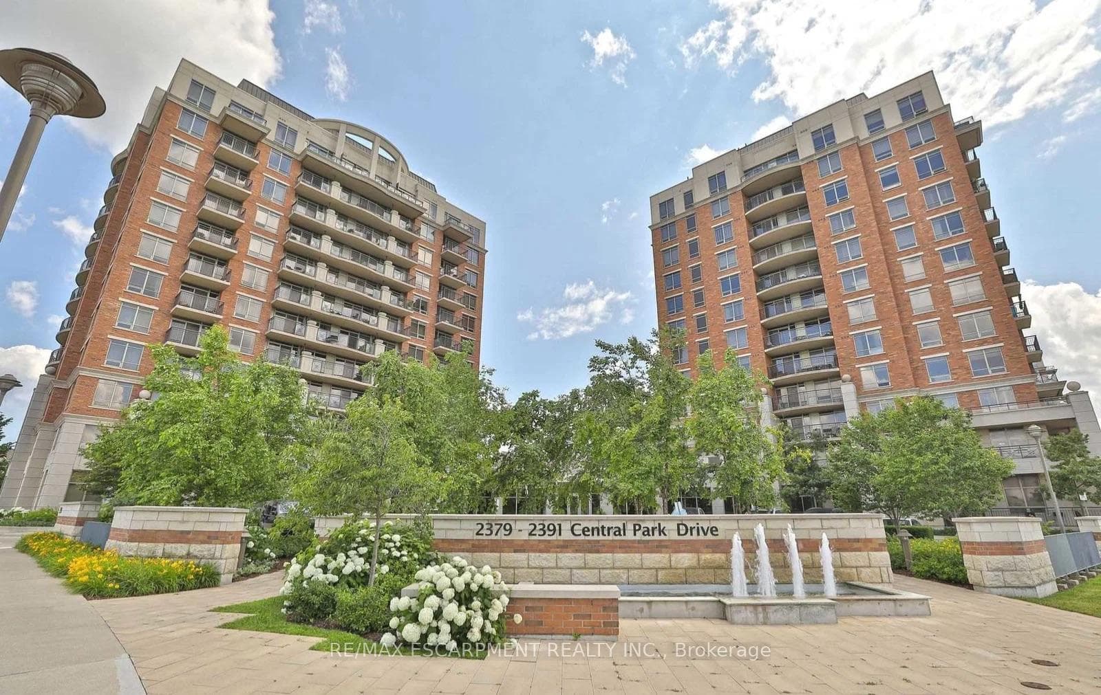 2391 Central Park Drive Unit 110, Oakville, ON L6H 0E4 - Photo 1