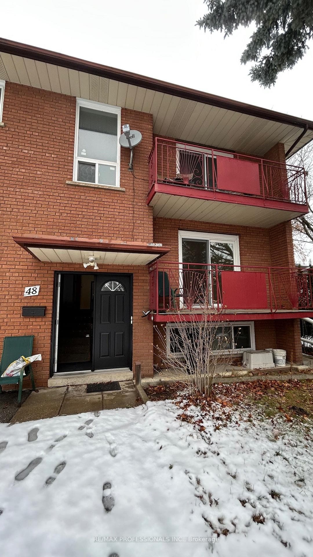 48 Burlingame Road Unit Main, Liberty Village / Parkdale / South Parkdale, ON M8W 1Y6 - Photo 1