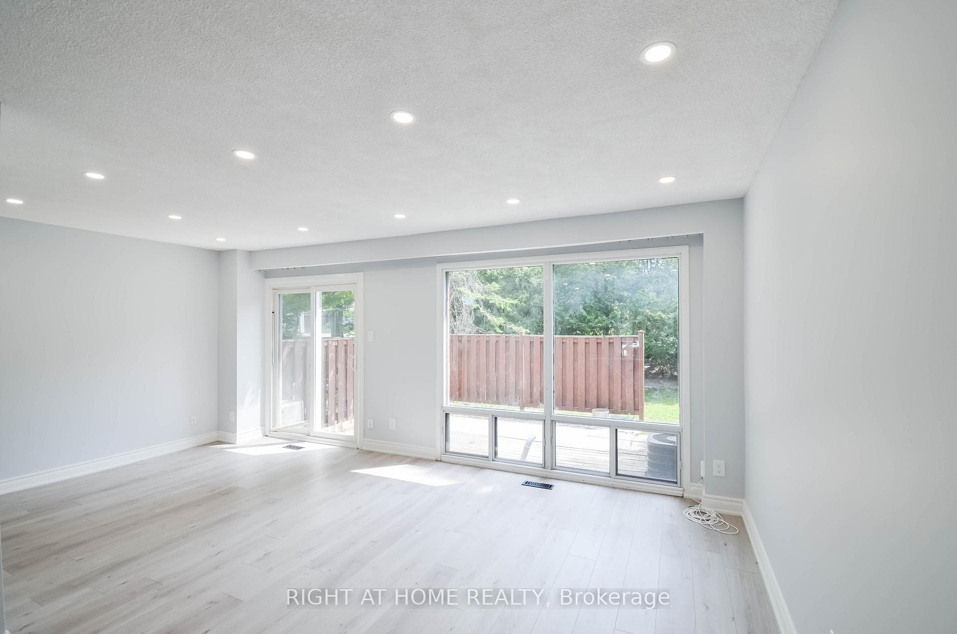 30 Chichester Place Unit 64, Scarborough Village / Eglinton East, ON M1T 3S5 - Photo 1