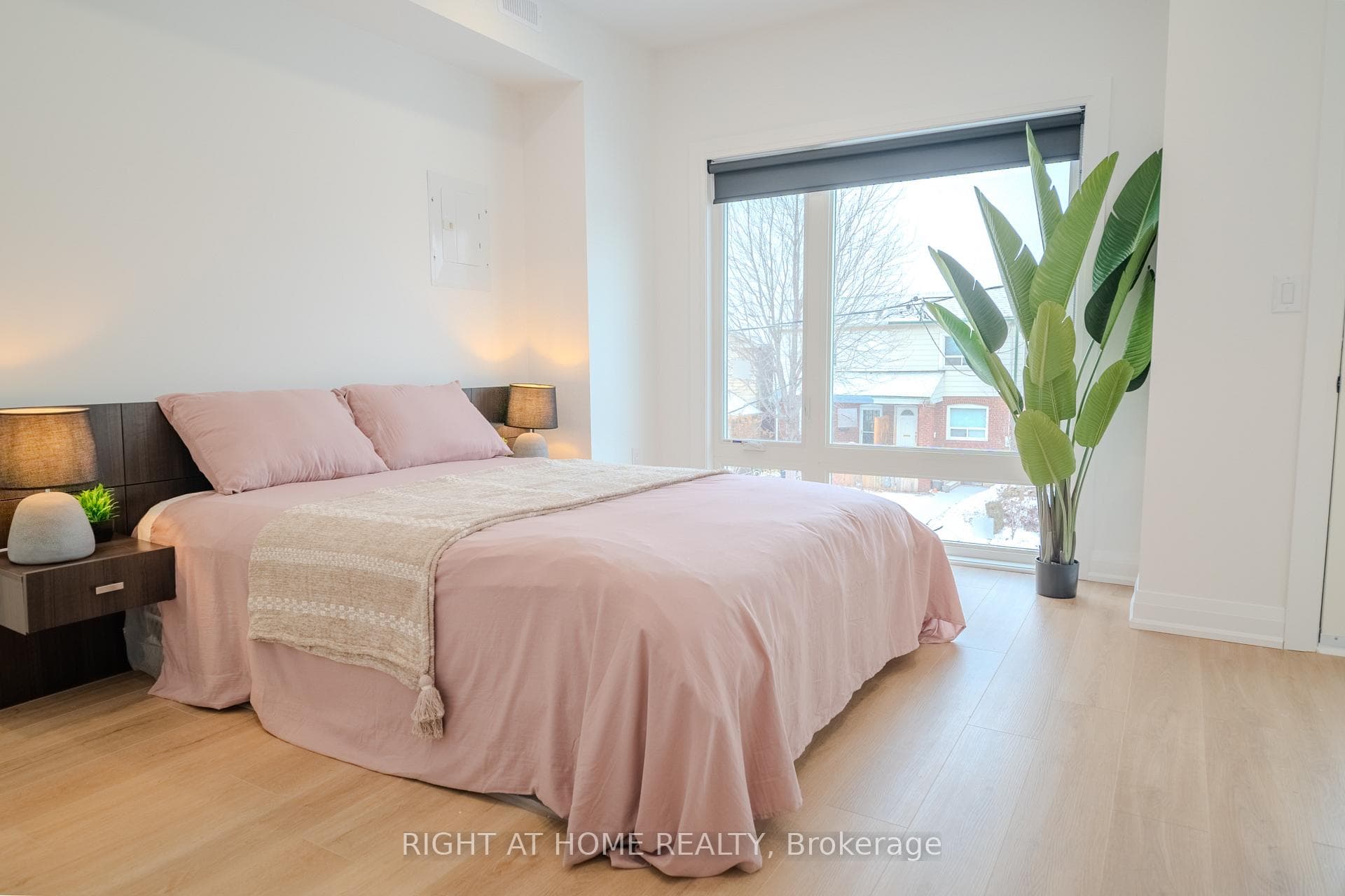 55 Innes Avenue Unit 3, Keelesdale / Eglinton West, ON M6E 1N1 - Photo 1