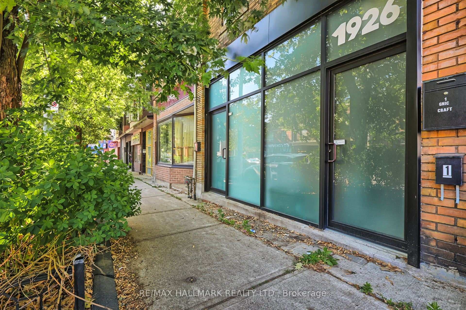 1926 Gerrard Street, The Beaches / Upper Beaches, ON M4L 2C1 - Photo 1