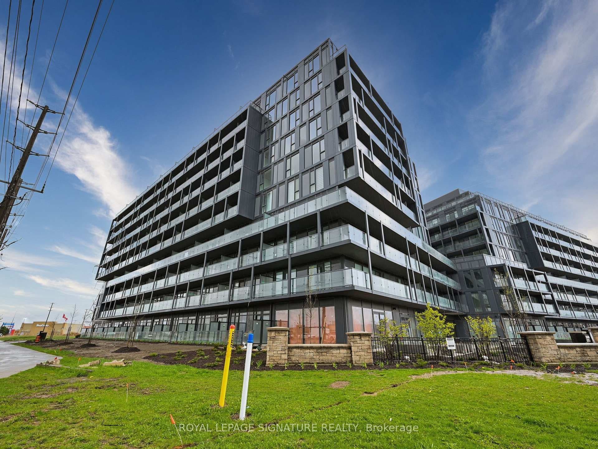 3200 Dakota Common Street Unit B801, Burlington, ON L7M 2A7 - Photo 1