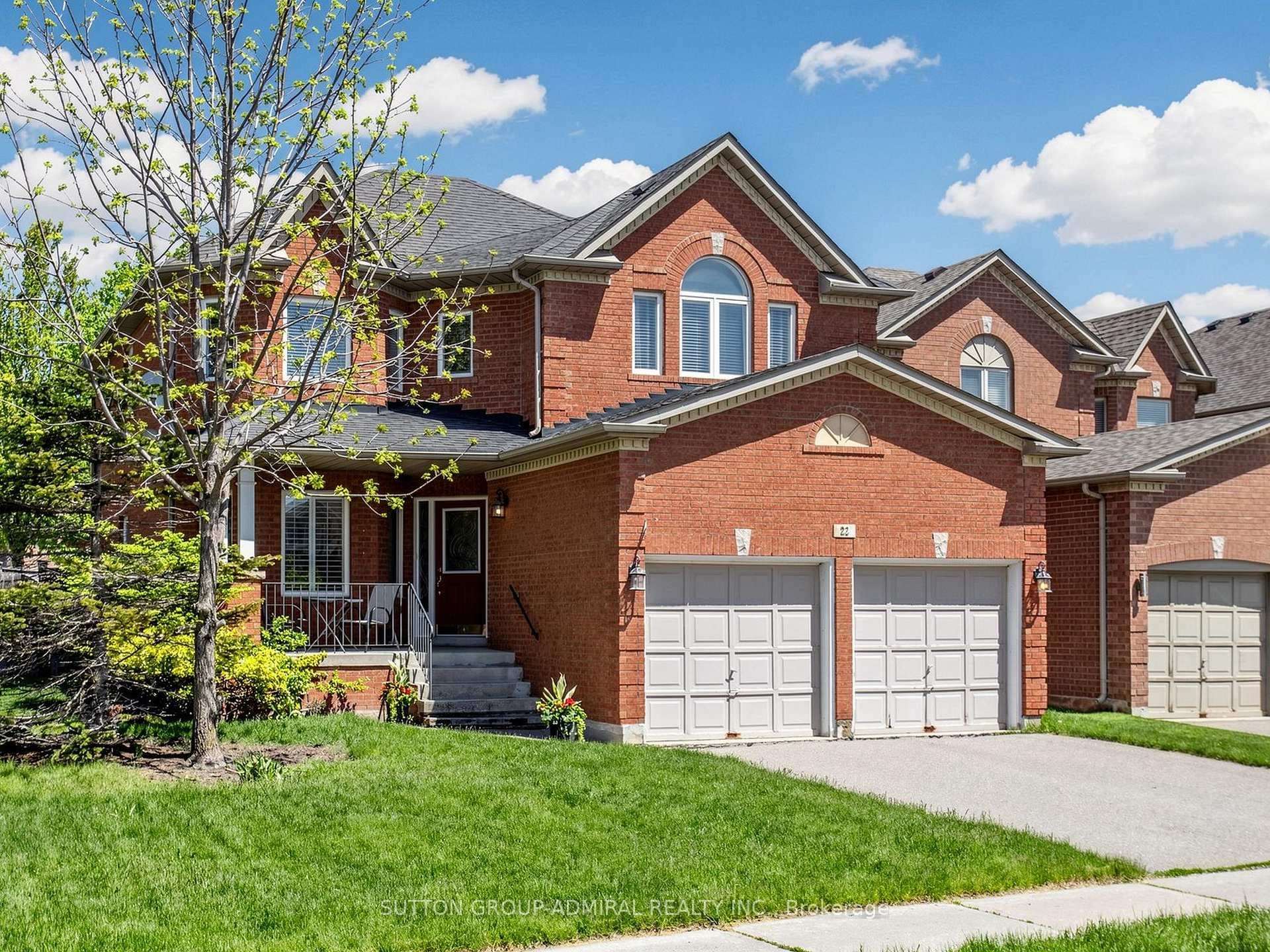 22 Canyon Hill Avenue, Richmond Hill, ON L4C 0S3 - Photo 1