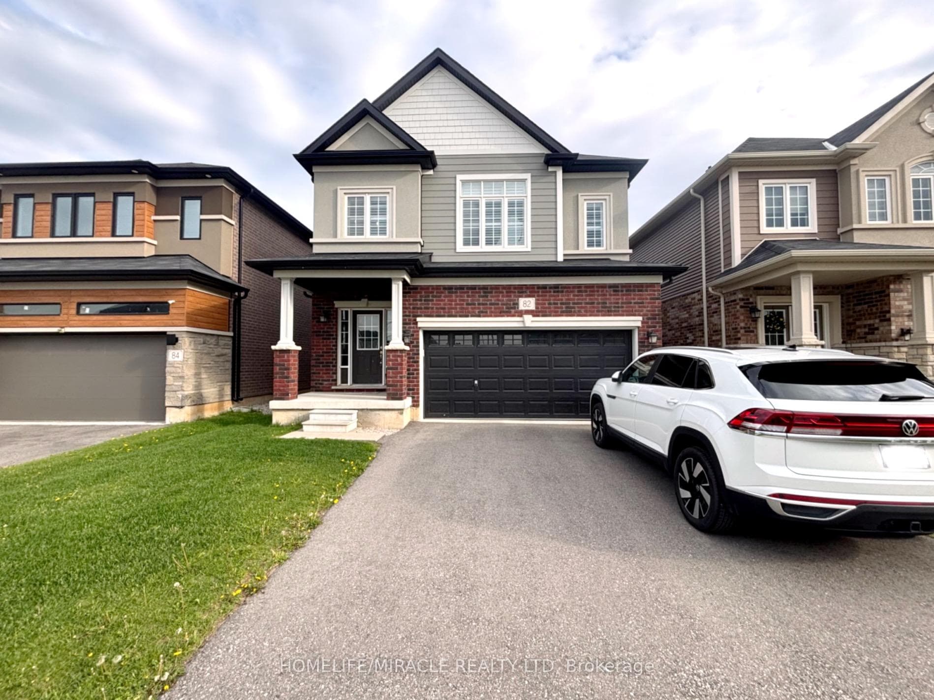 82 Scenic Ridge Gate, Brant