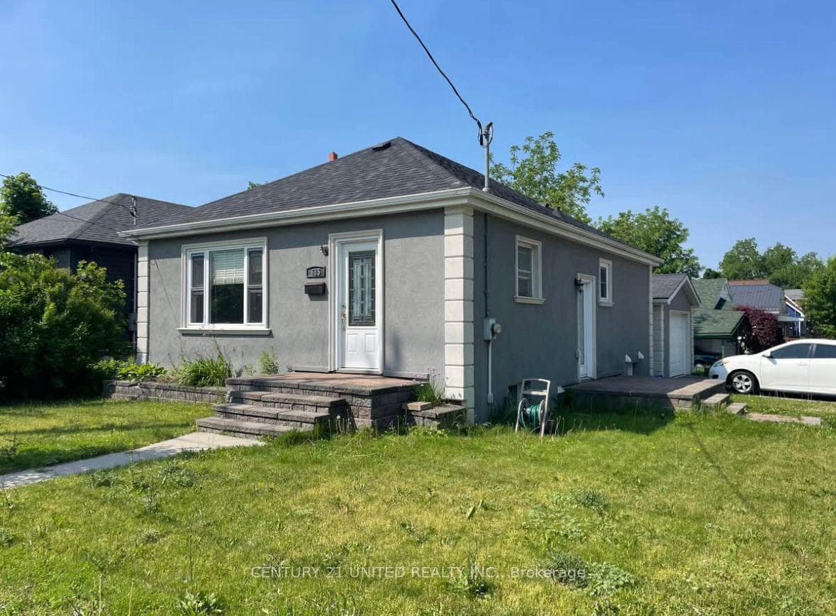 685 Armour Road Unit Lower, Peterborough, ON K9H 1Z5 - Photo 1