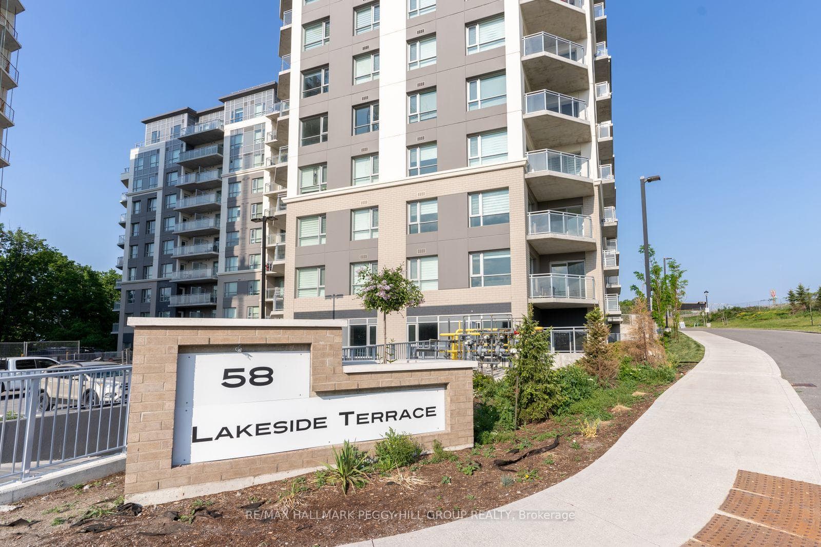 58 Lakeside Terrace Unit 603, Barrie, ON L4M 0L5 - Photo 1