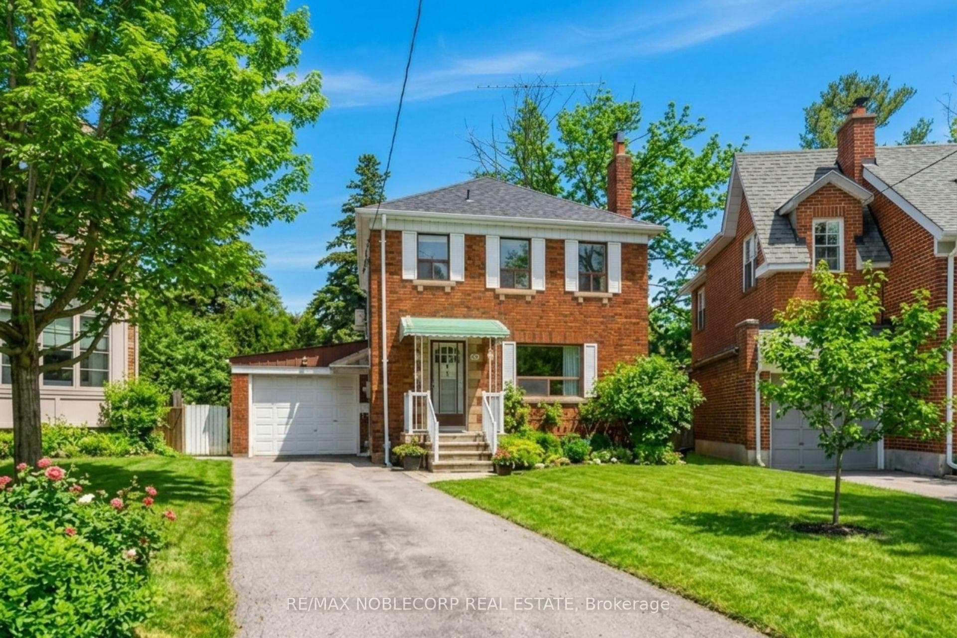 51 Glenavy Avenue, Bridle Path / York Mills / Hoggs Hollow, ON M4P 2T9 - Photo 1