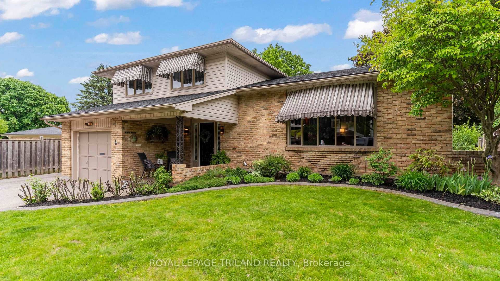 4 CONIFER Crescent, London South, ON N6K 2V2 - Photo 1