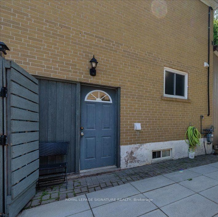 238 Beechy Drive Unit 1 Bedroom Basement, Richmond Hill, ON L4C 2X7 - Photo 1