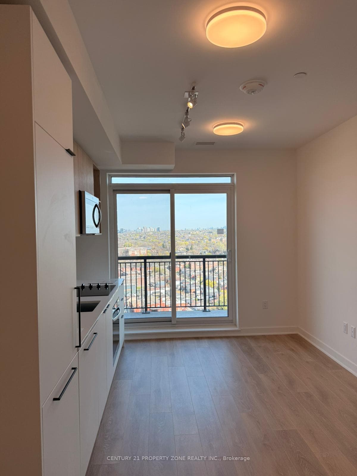1185 Dupont Street Unit 2206, Bloor West Village / Swansea, ON M6H 2A4 - Photo 1