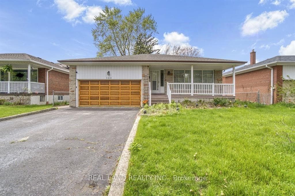 360 Chantenay Drive Unit Back, Mississauga, ON L5A 1E7 - Photo 1
