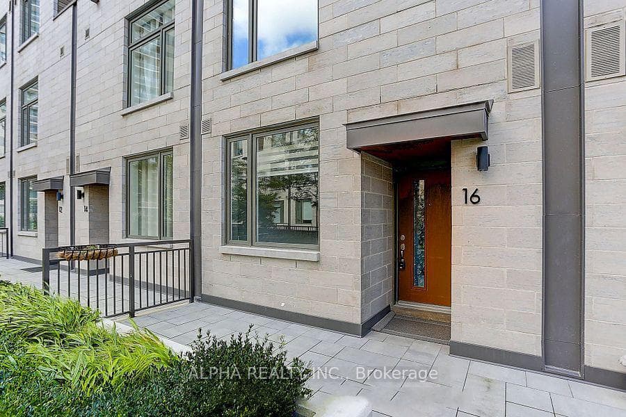 270 Davenport Road Unit TH16, Toronto C02