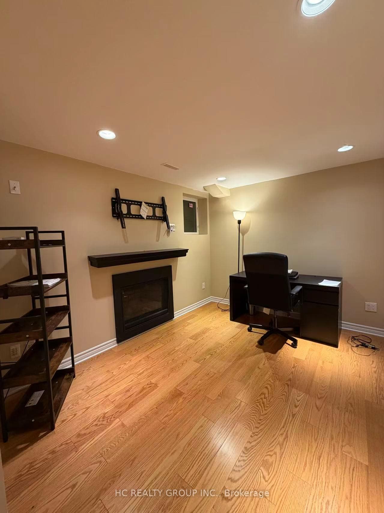 4650 Crosswinds Drive Unit Lower, Mississauga, ON L5V 1G6 - Photo 1