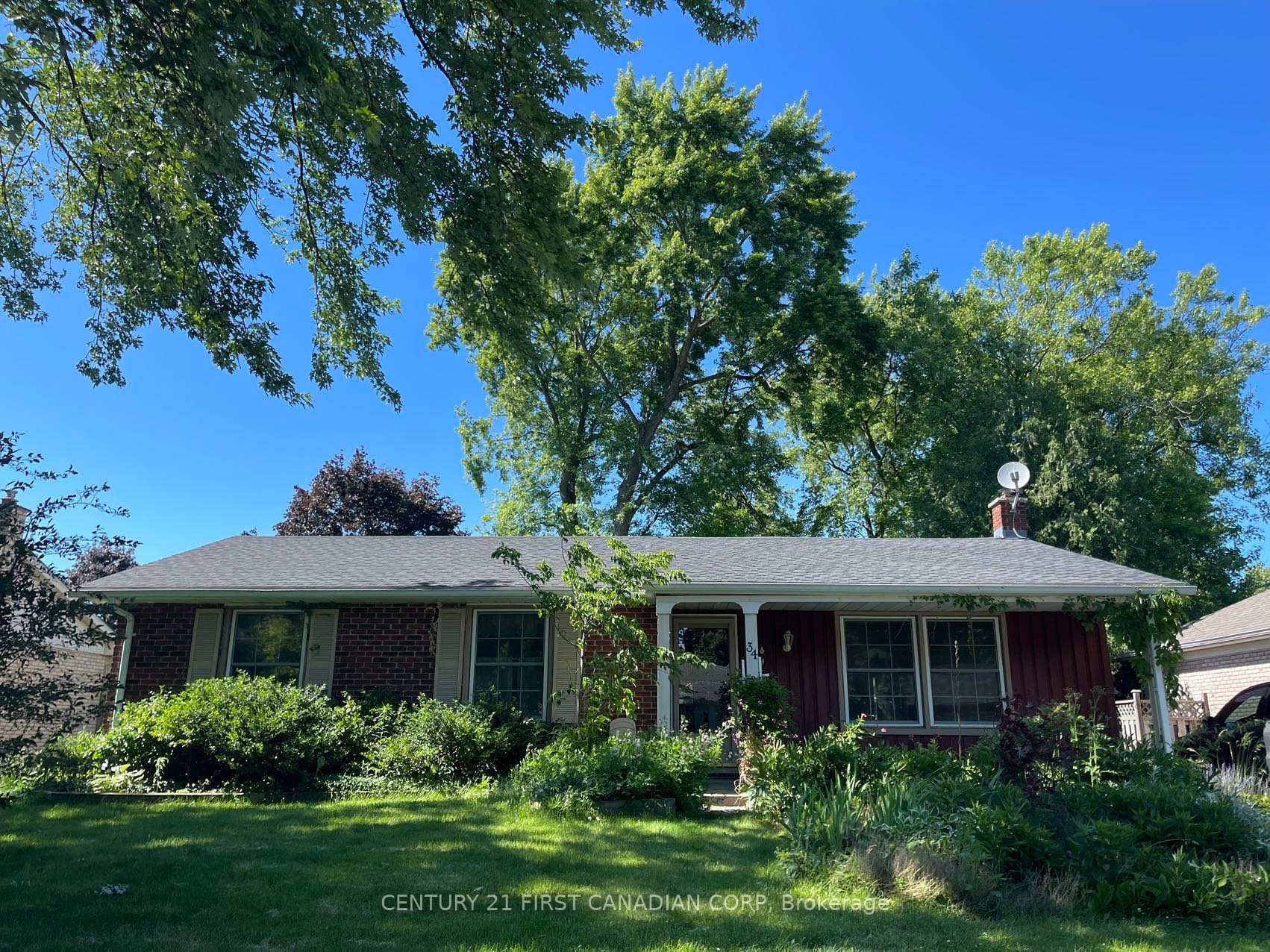 34 Benson Crescent, London North, ON N5X 2B2 - Photo 1