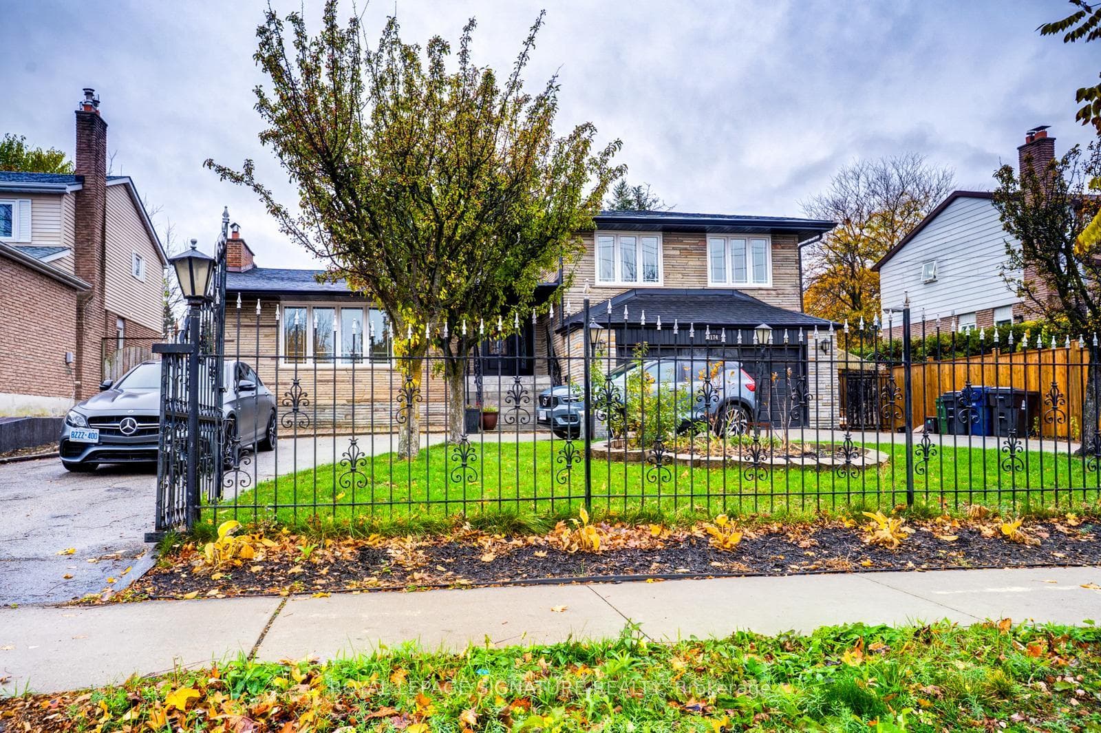 174 Bellamy Road, Scarborough Town Centre, ON M1J 2L5 - Photo 1