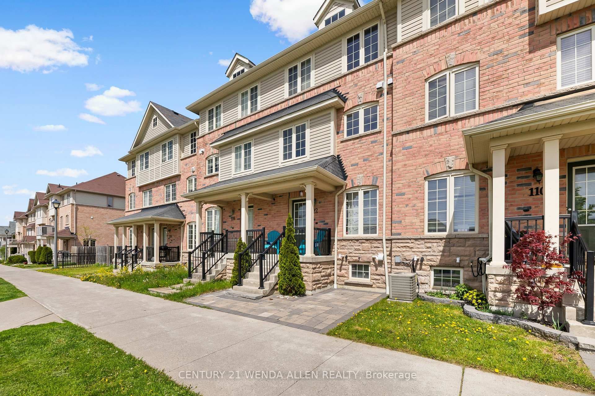 112 Goss Lane, Ajax