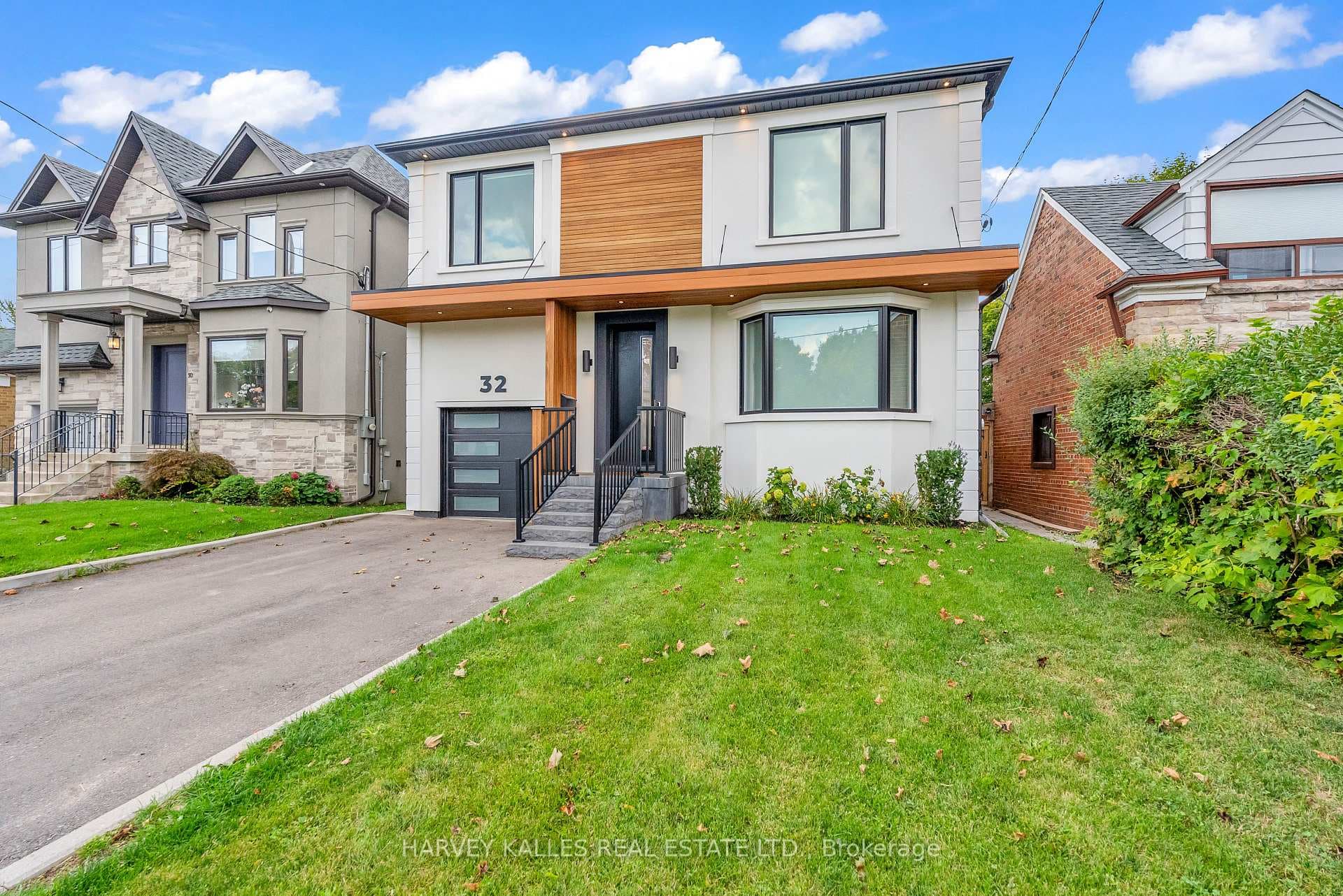 32 Almont Road, North York (Bathurst Manor / Clanton Park), ON M3H 3E3 - Photo 1