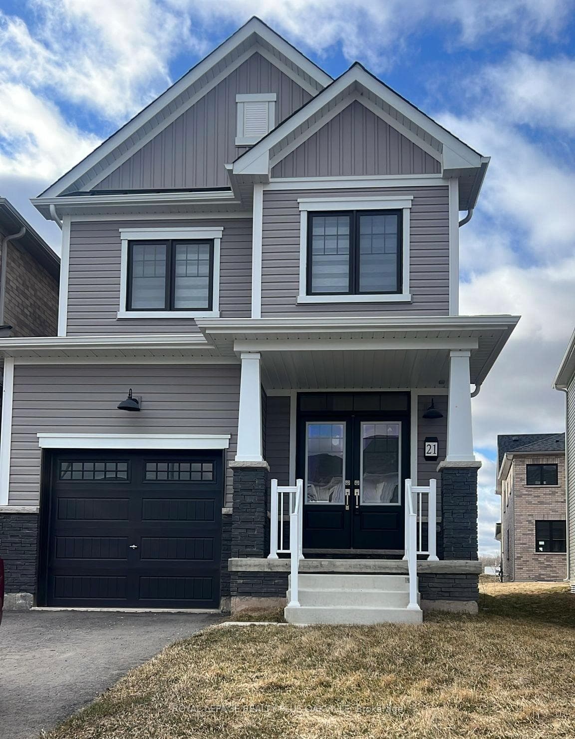 21 Keelson Street, Welland, ON L3B 0M2 - Photo 1