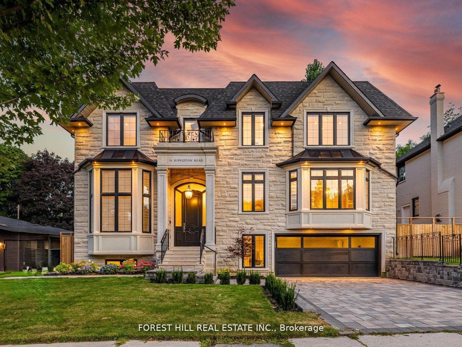 39 Rippleton Road, Don Mills / Parkwoods / Victoria Village, ON M3B 1H4 - Photo 1