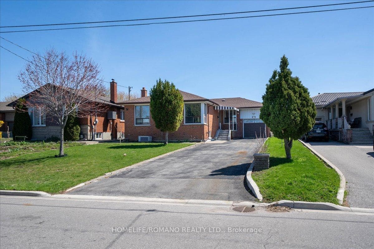 77 Tavistock Road, Toronto W05