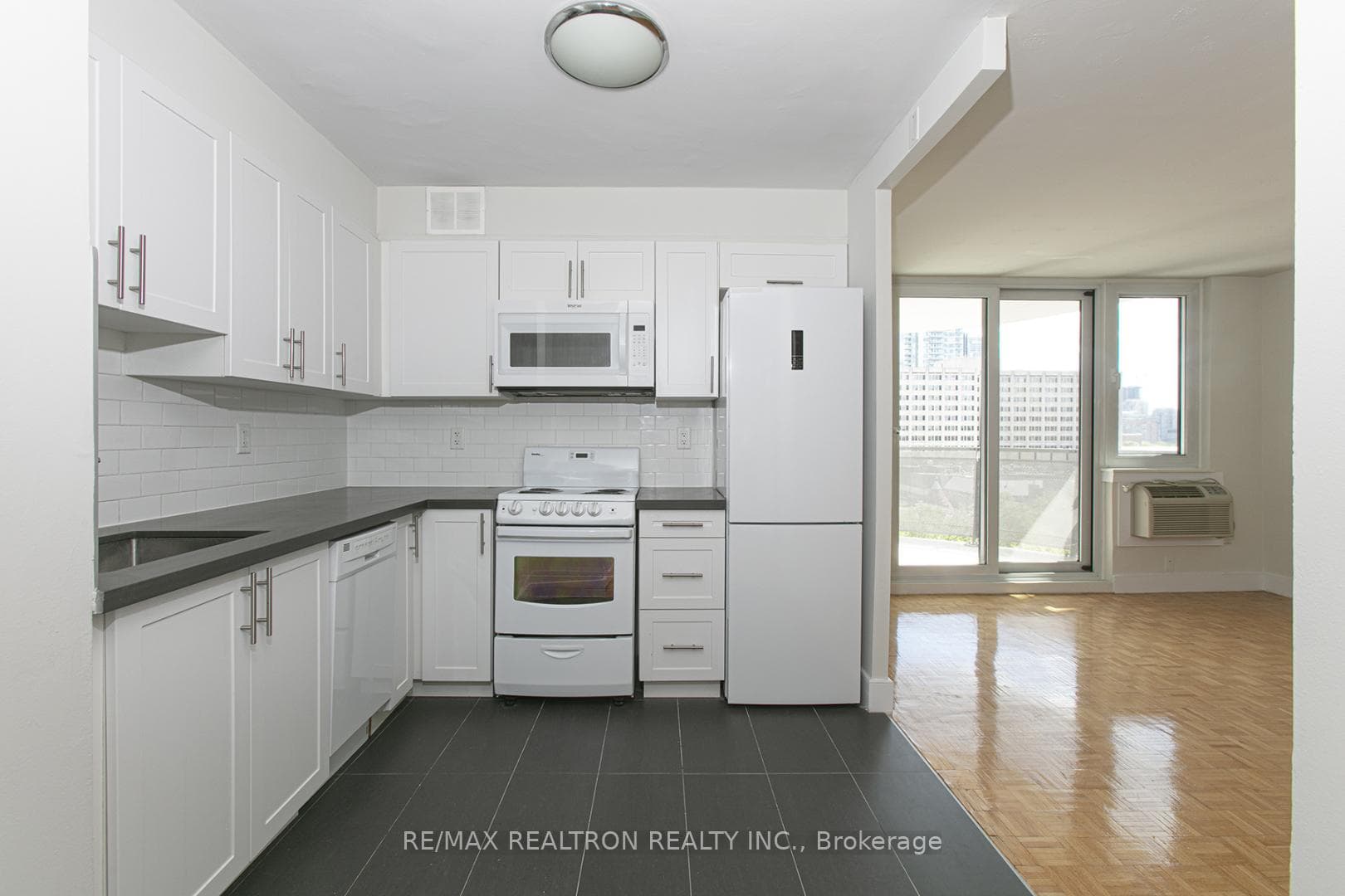 485 Huron Street Unit 505, Annex / Yorkville / Summerhill, ON M5R 2R5 - Photo 1