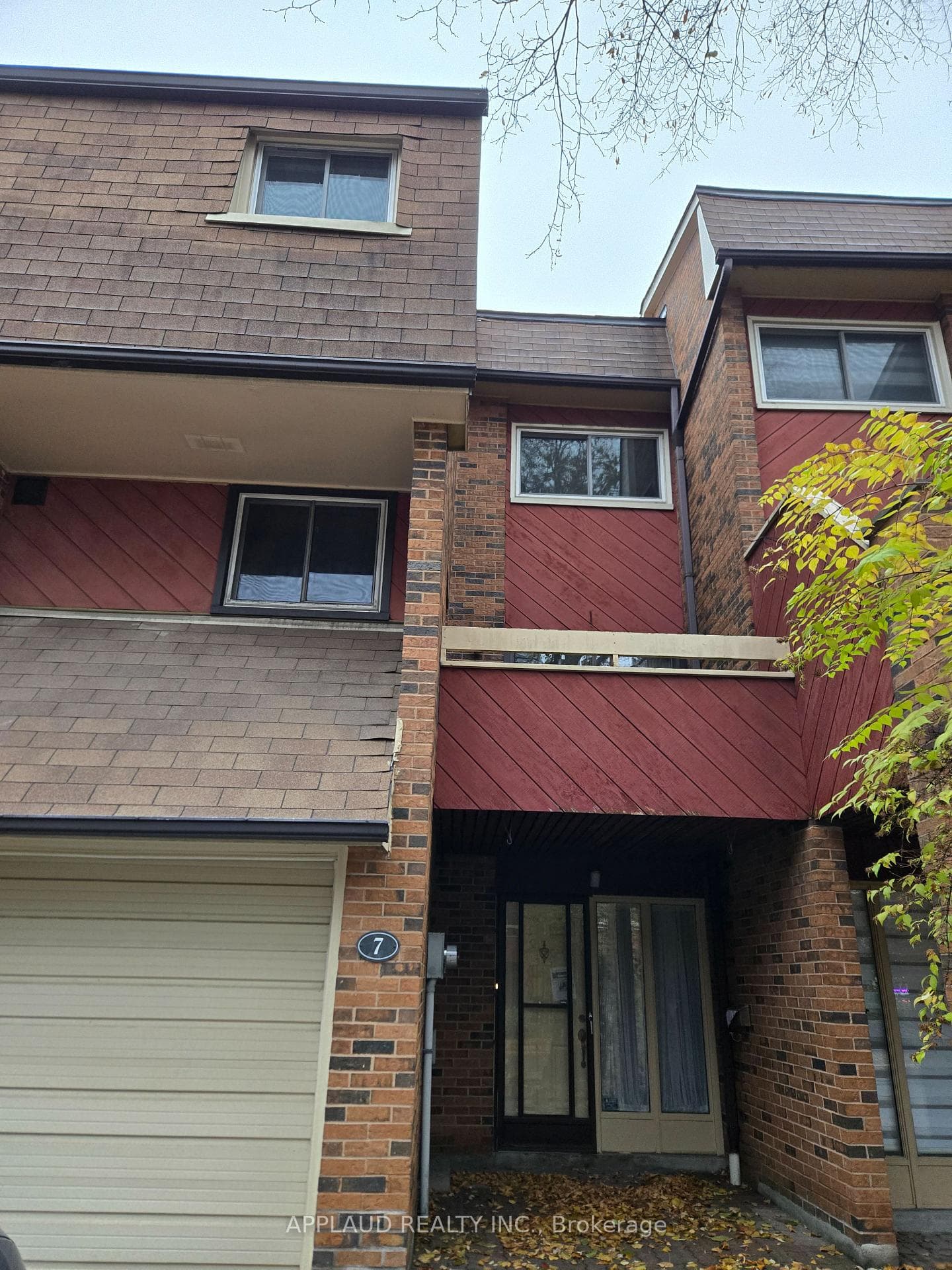 7 Bards Walkway Way, Hillcrest Village / Bayview Village, ON M2J 4T8 - Photo 1