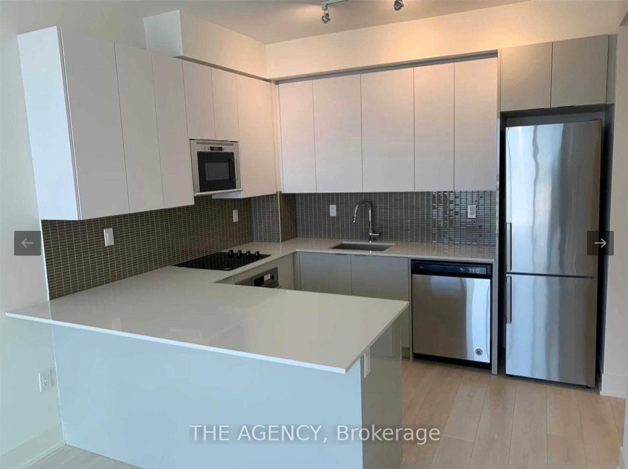 2916 Highway 7 Road Unit 2810, Vaughan, ON L4K 0K6 - Photo 1